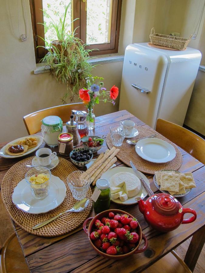 B&B Sant'Anna 21 Monforte dʼAlba Exteriör bild